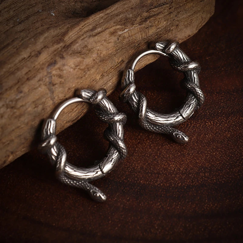 Gothic Full Skull Hoop Earrings Ghost Head Hypoallergenic Earrings Men's Cool Punk Rock Trend Jewelry