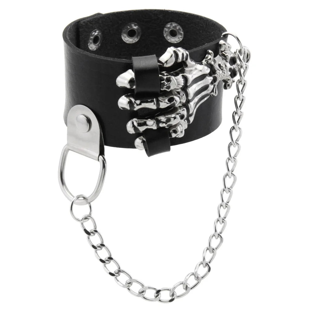 2024 Punk Skull Star Bracelet Personality PU Leather Three Rows Spikes Square Stud Bracelets Bangle For Women Man