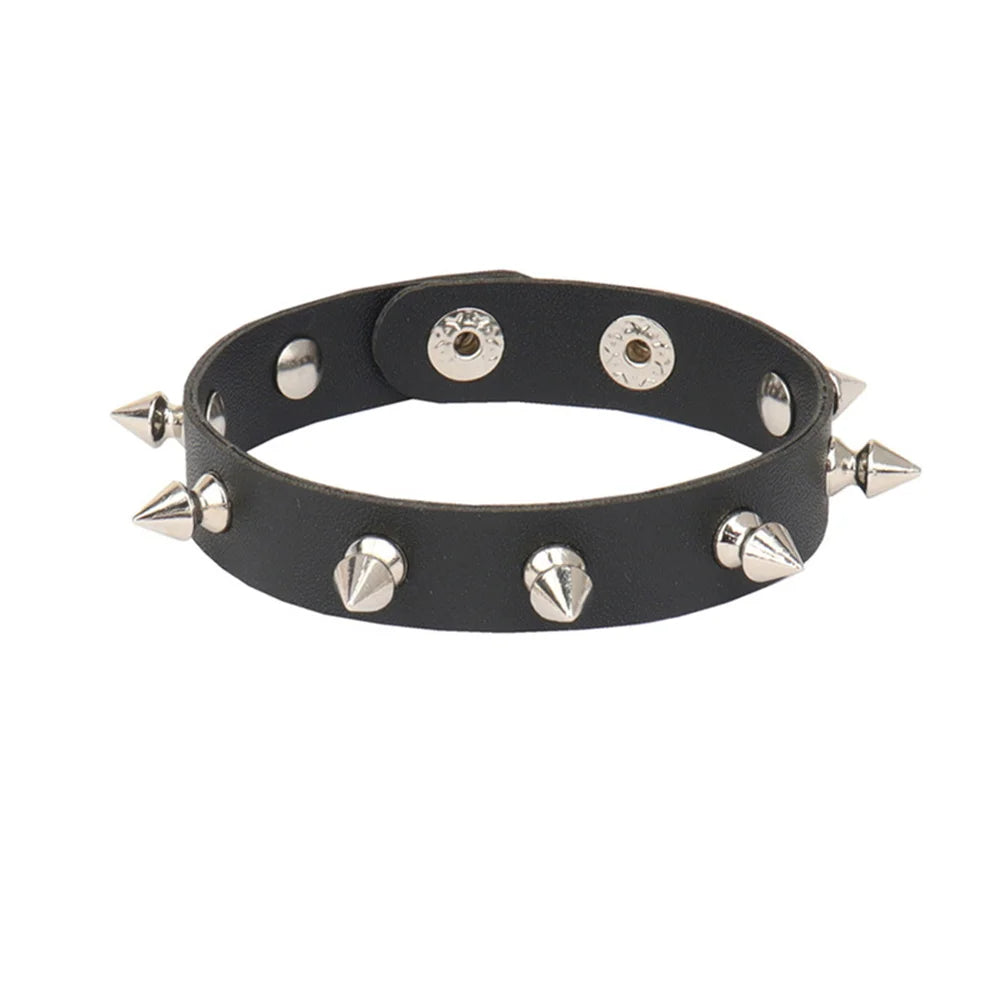 2024 Punk Skull Star Bracelet Personality PU Leather Three Rows Spikes Square Stud Bracelets Bangle For Women Man