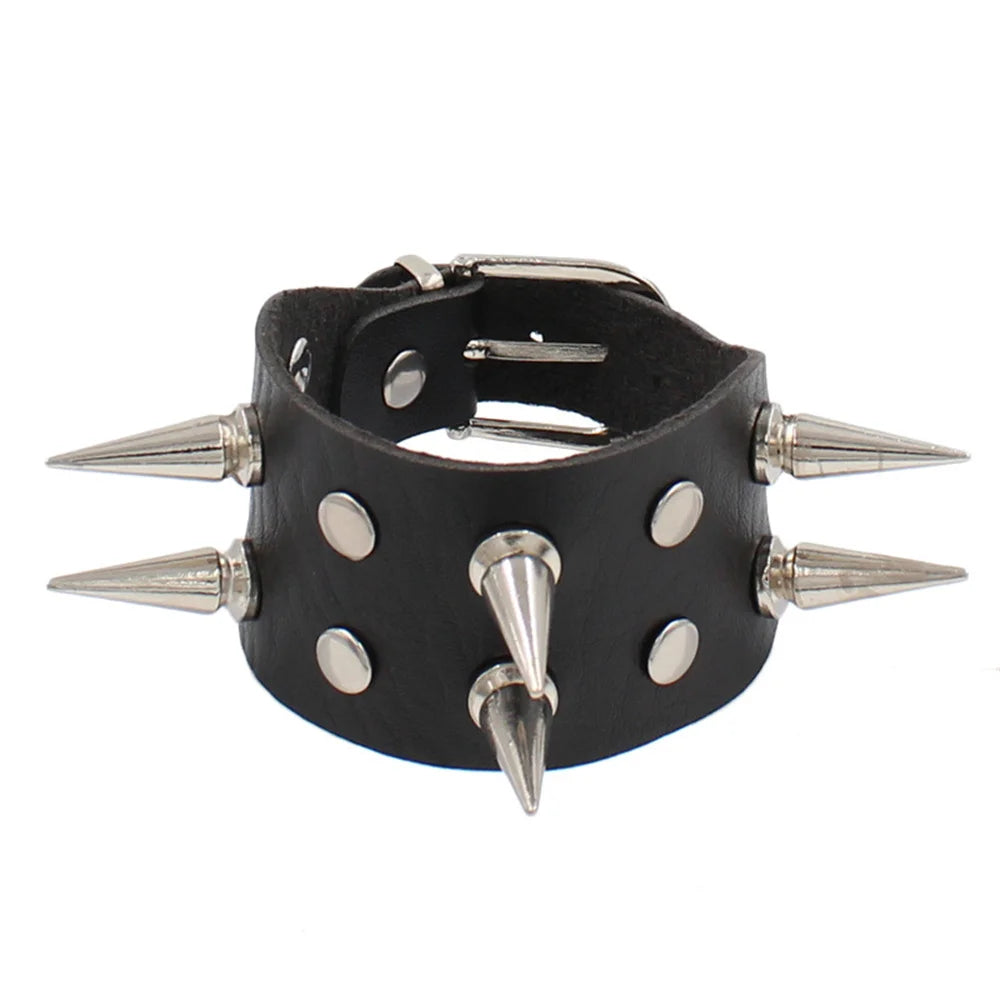 2024 Punk Skull Star Bracelet Personality PU Leather Three Rows Spikes Square Stud Bracelets Bangle For Women Man