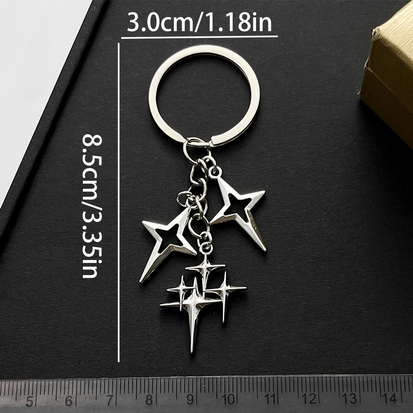 1pc Stylish Y2K Four-Pointed Star Keychain - Durable Alloy Metal Key Ring with Fashionable Pendant for Men's Bag, Backpack, and Car Key - Unique Accessory for Men's Daily Life